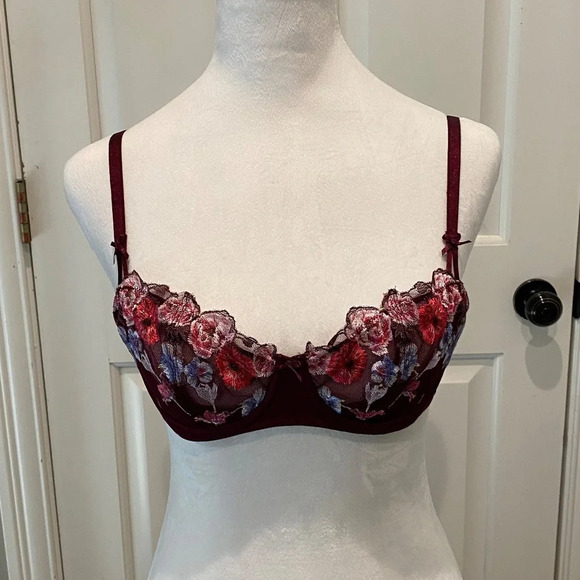 New!Victori's Secret Dream Angels Lightly-Lined Floral Embroidery Demi Bra 16151 - Picture 2 of 12